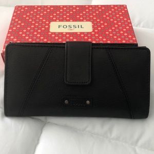 Fossil leather checkbook clutch
